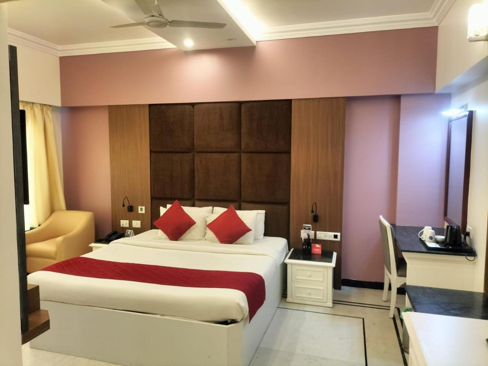 Zip By Spree Hotels Surabi International Vellore Exterior photo